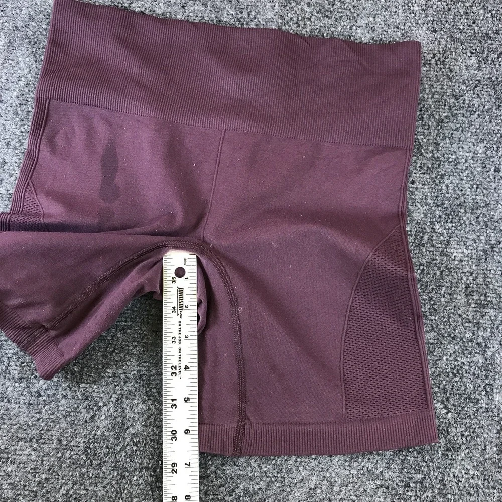 Lululemon Biker Shorts Womens 27x6.5 Mauve Logo Pull On Workouts Performance Gym